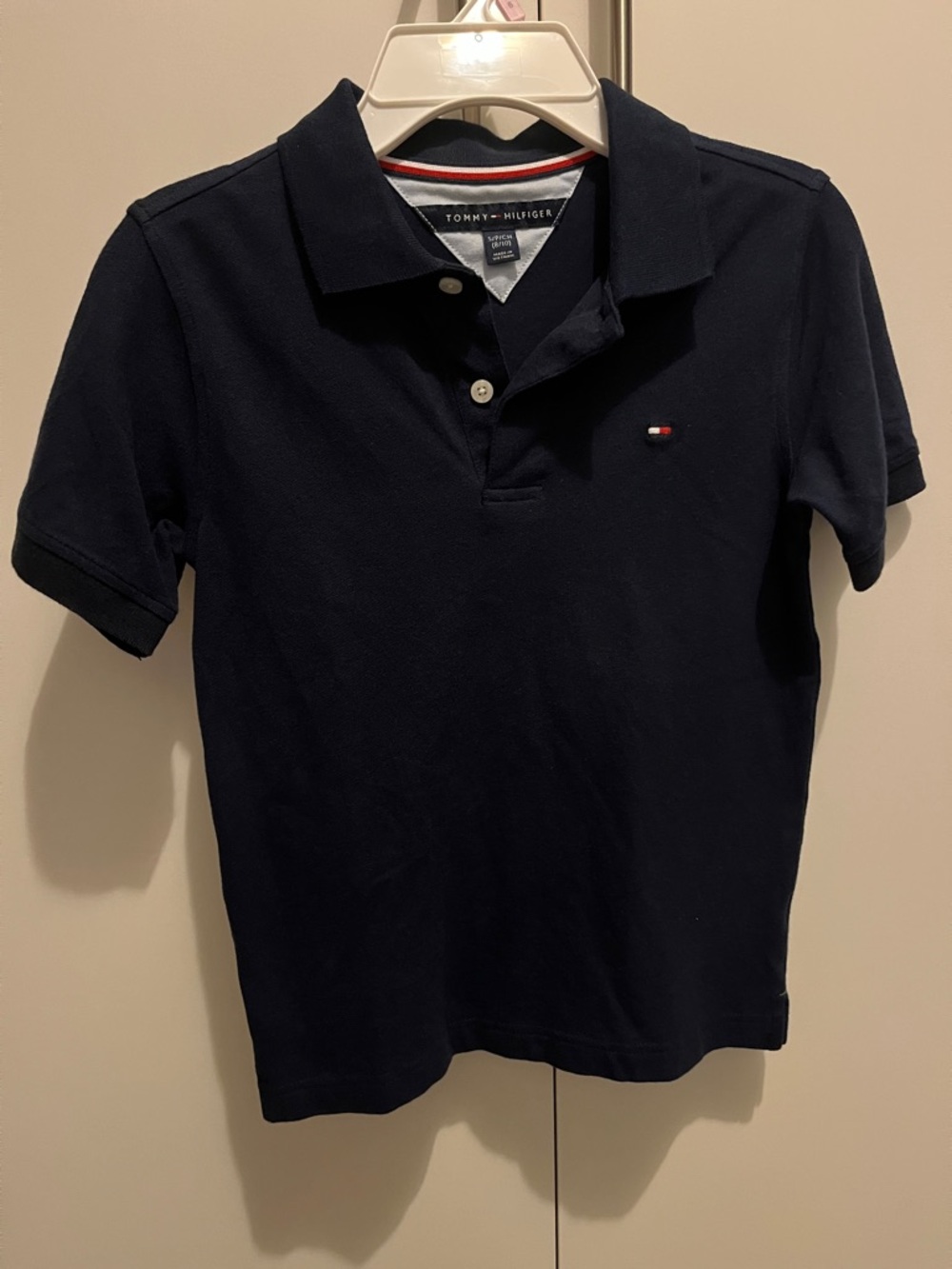 Tommy navy blue polo size 8/10 for boys